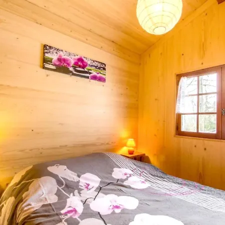 De 2 Avec Terrasse Amenagee Et Wifi A Gervais Les Bains A 3 Km Des Pistes