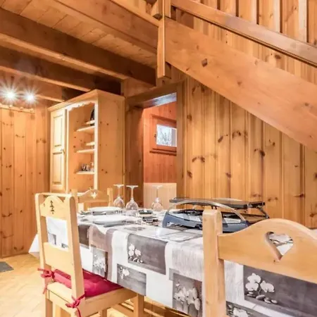 De 2 Avec Terrasse Amenagee Et Wifi A Gervais Les Bains A 3 Km Des Pistes Chalet