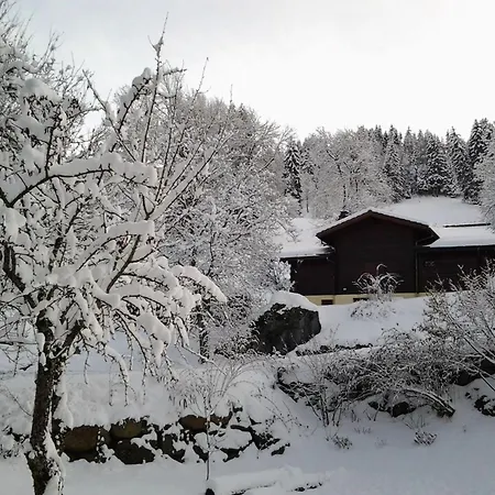 Confortable A 60 M² Vue Montagne Chalet