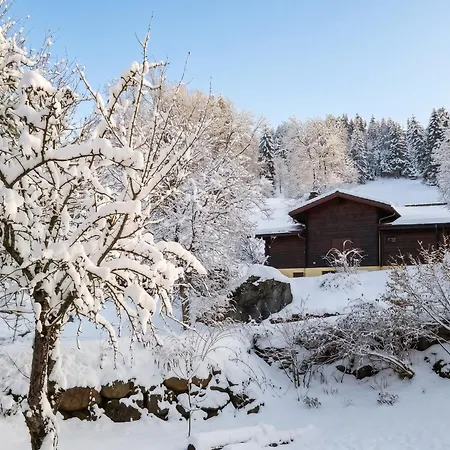 Confortable A 60 M² Vue Montagne Chalet